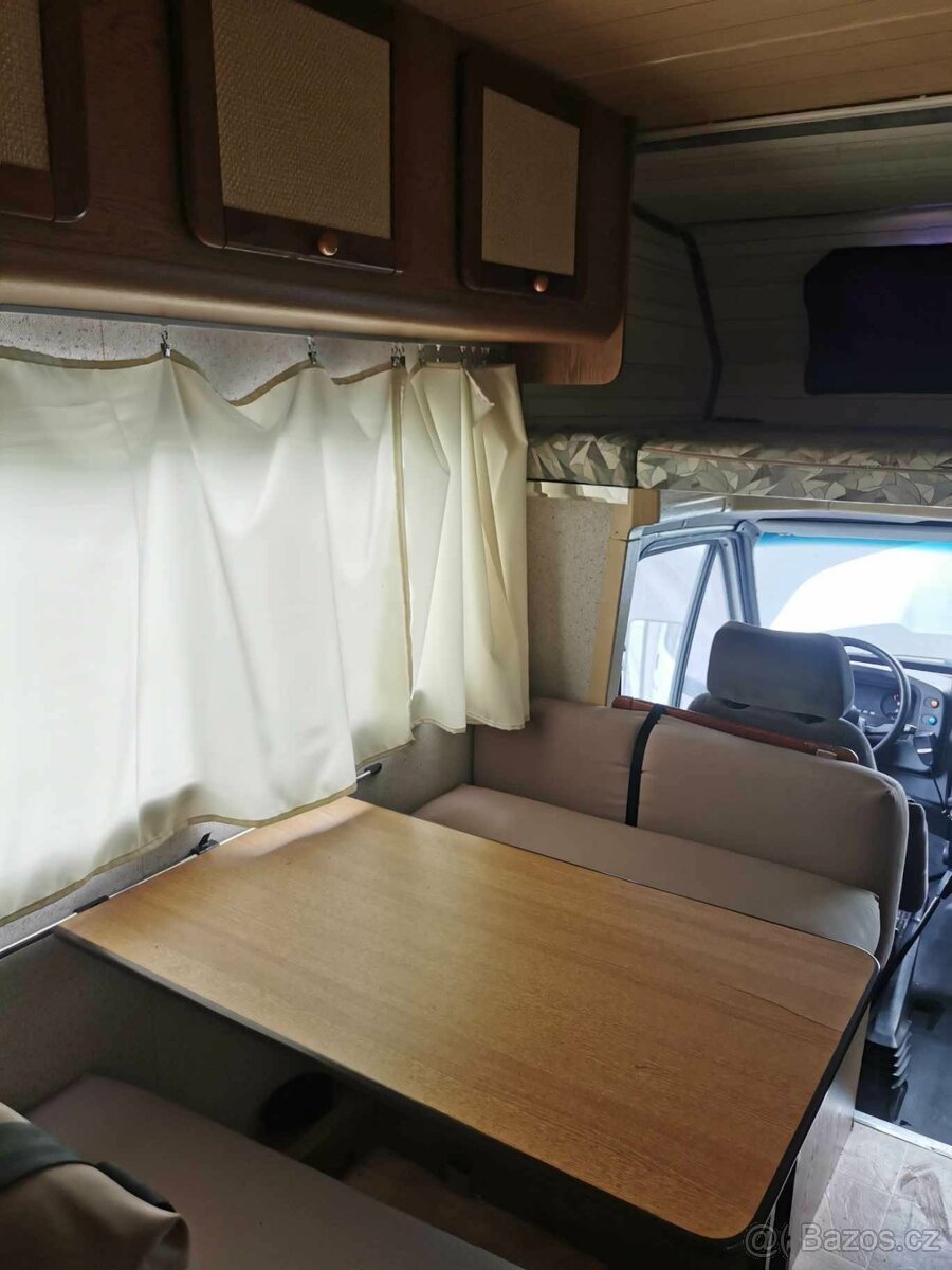 Ford Transit 2,5D - 8