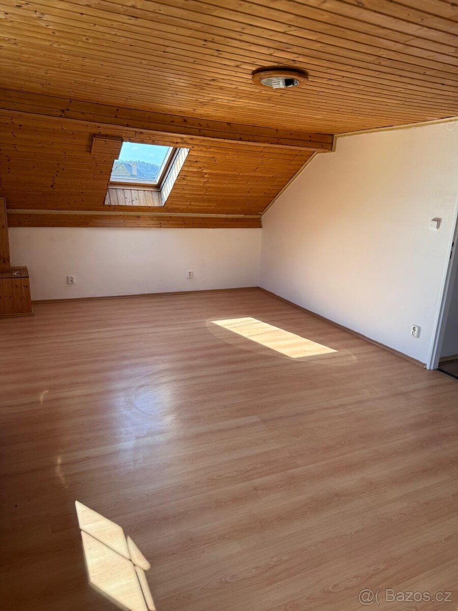 Prodej rodinného domu - 8