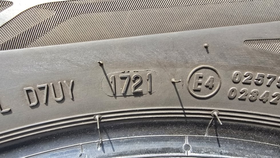 Letní pneu 235/55/18 Continental - 8