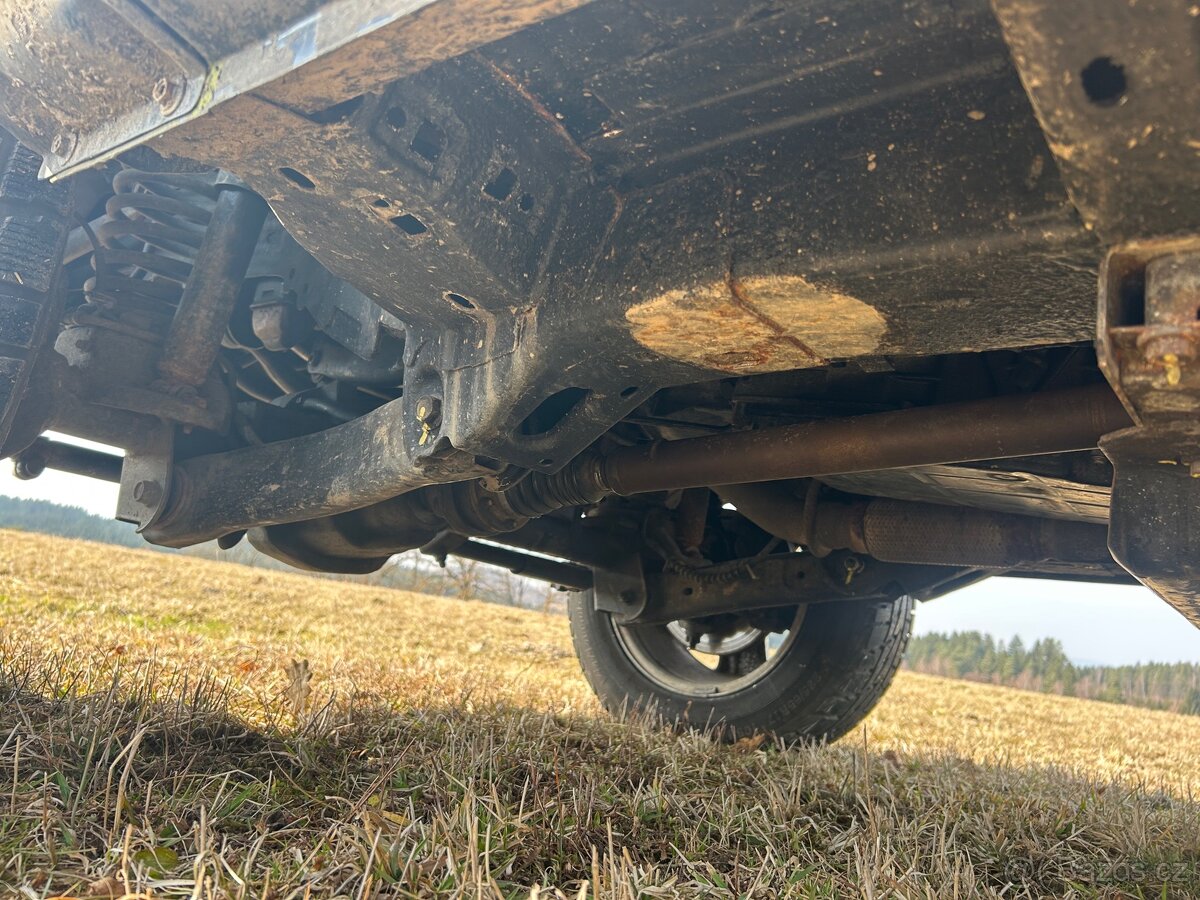 Jeep Grand Cherokee 2.7 - 8