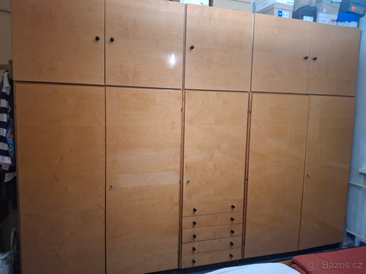 Retro ložnice+stůl a 4 polstrované židle, sekretář - 8