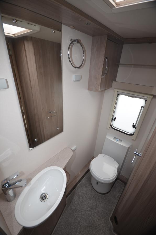 Karavan Sprite Cruzer 492 SR - 8