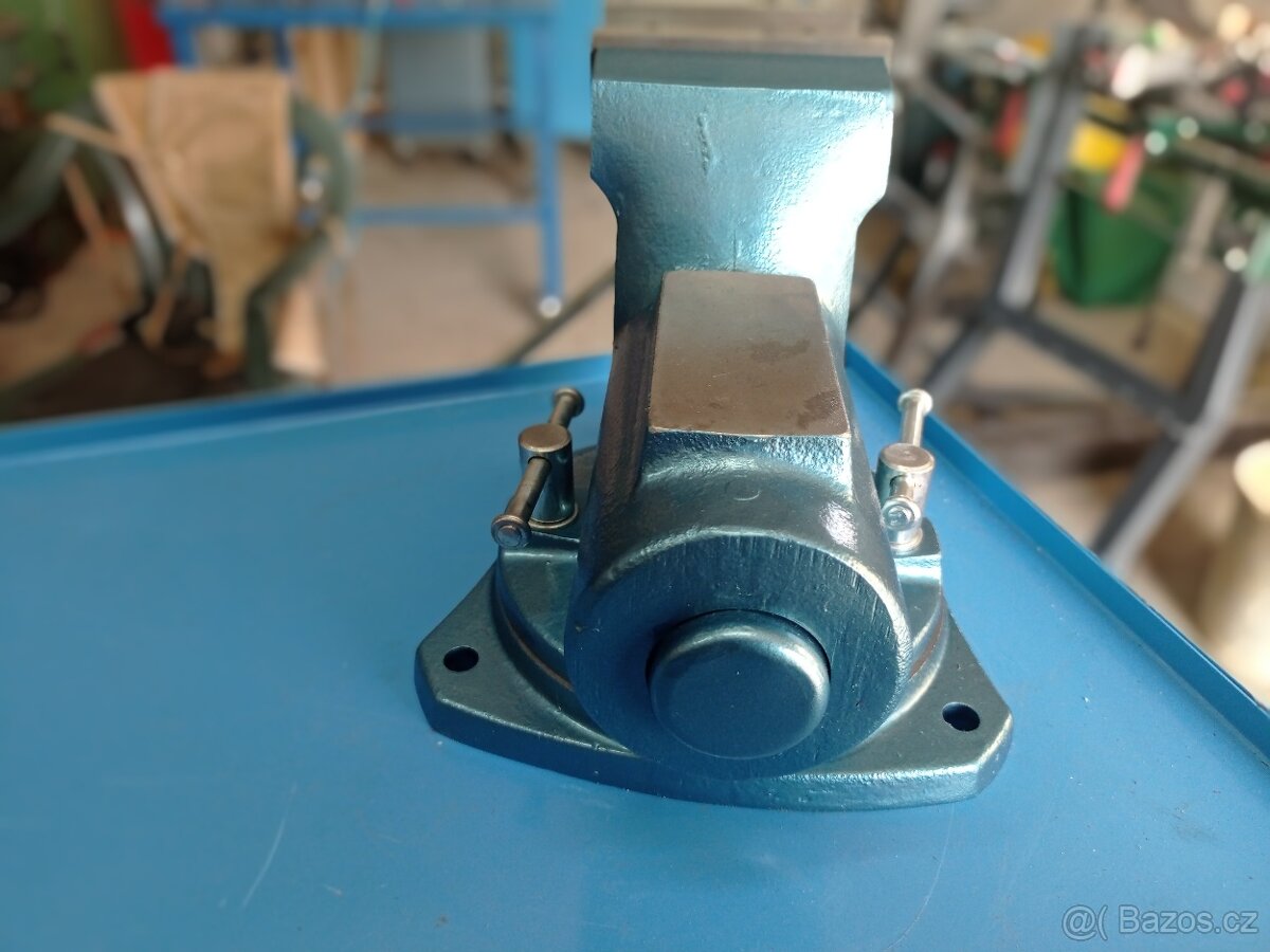 Svěrák York 100L - 8