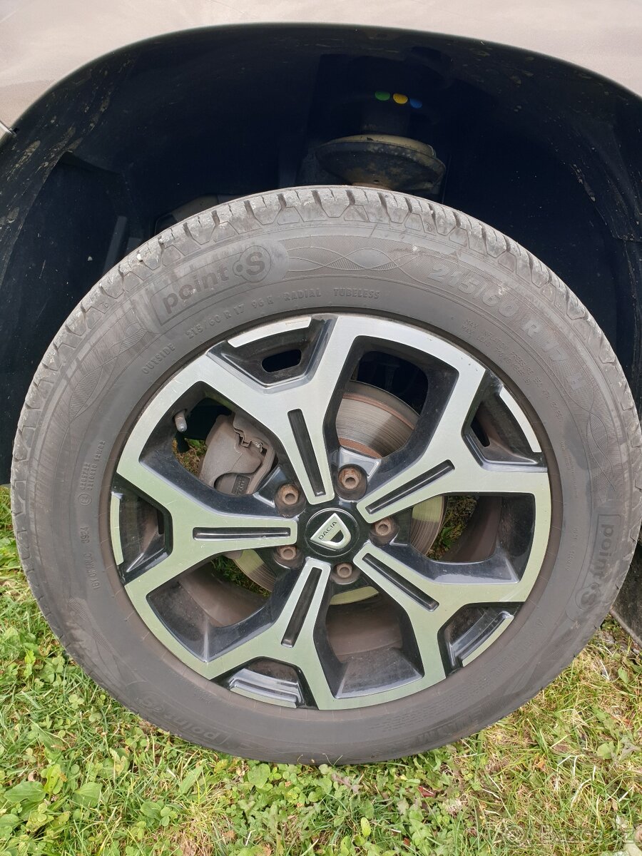 Dacia Duster 1.6 i - 8