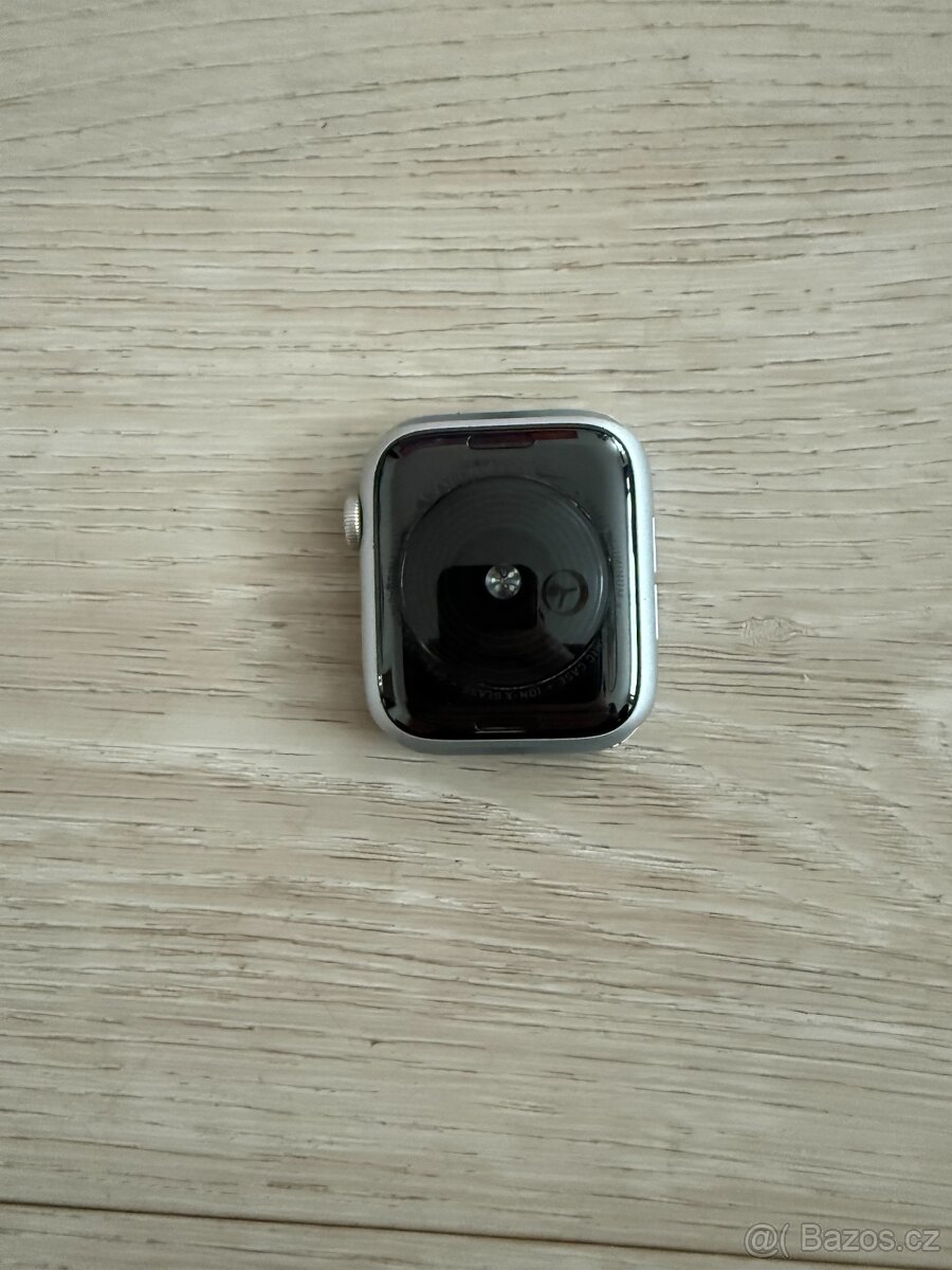 Apple Watch Nike SE 44mm 2020 - 8