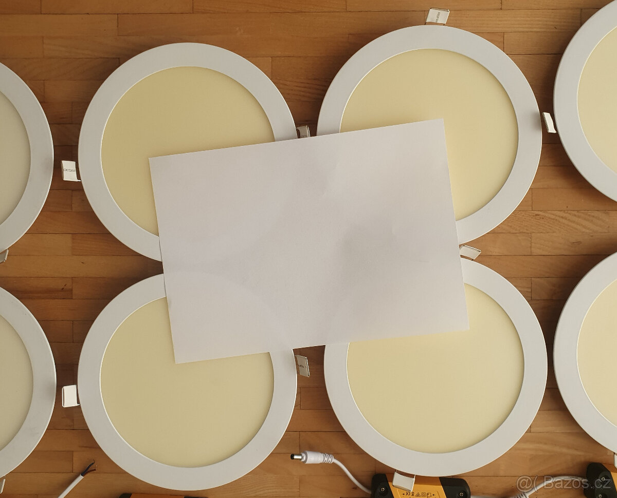 LED světlo (svítidlo) zapuštěné 22 a 17mm kulaté - 8