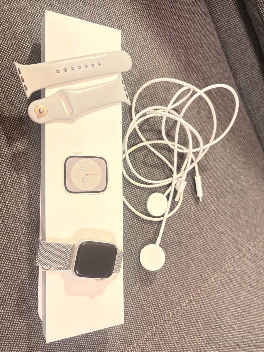 Apple Watch Series 8 - 8