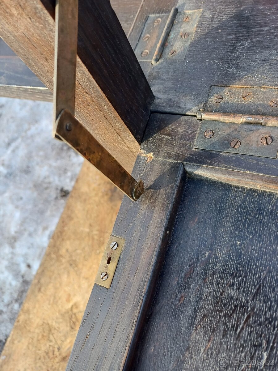 Starožitný servírovací stolek - 8