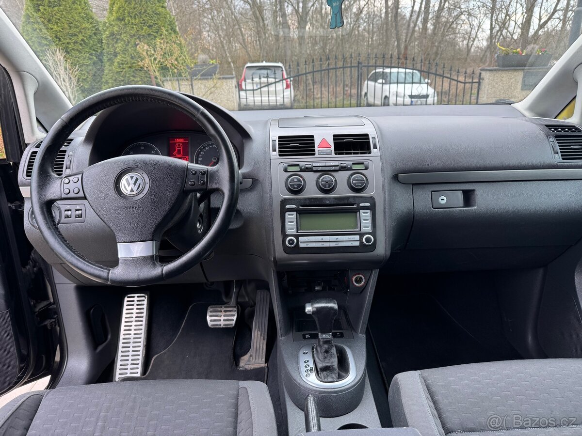 Vw Touran 2.0D automat - 8