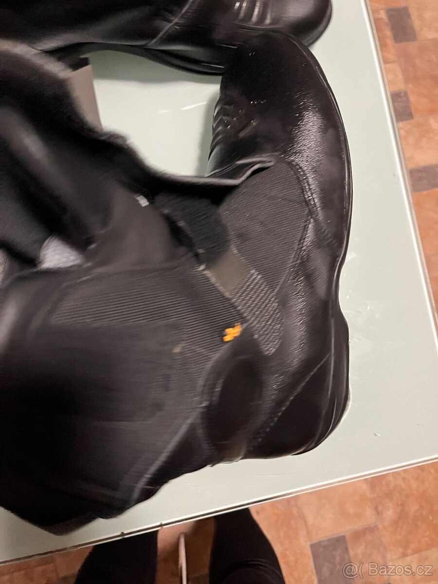 Boty - lze cena upravit - 8