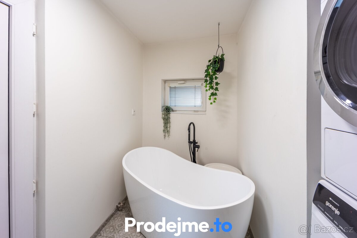Prodej rodinného domu 3+kk, 98 m² - Dobšice, ev.č. 100127 - 8