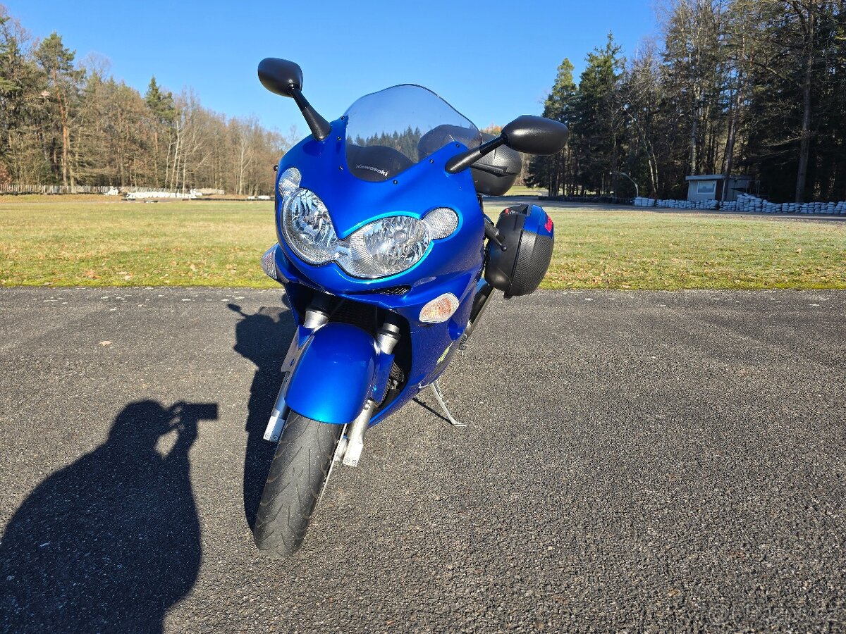 Kawasaki ZZR 1200 - 8