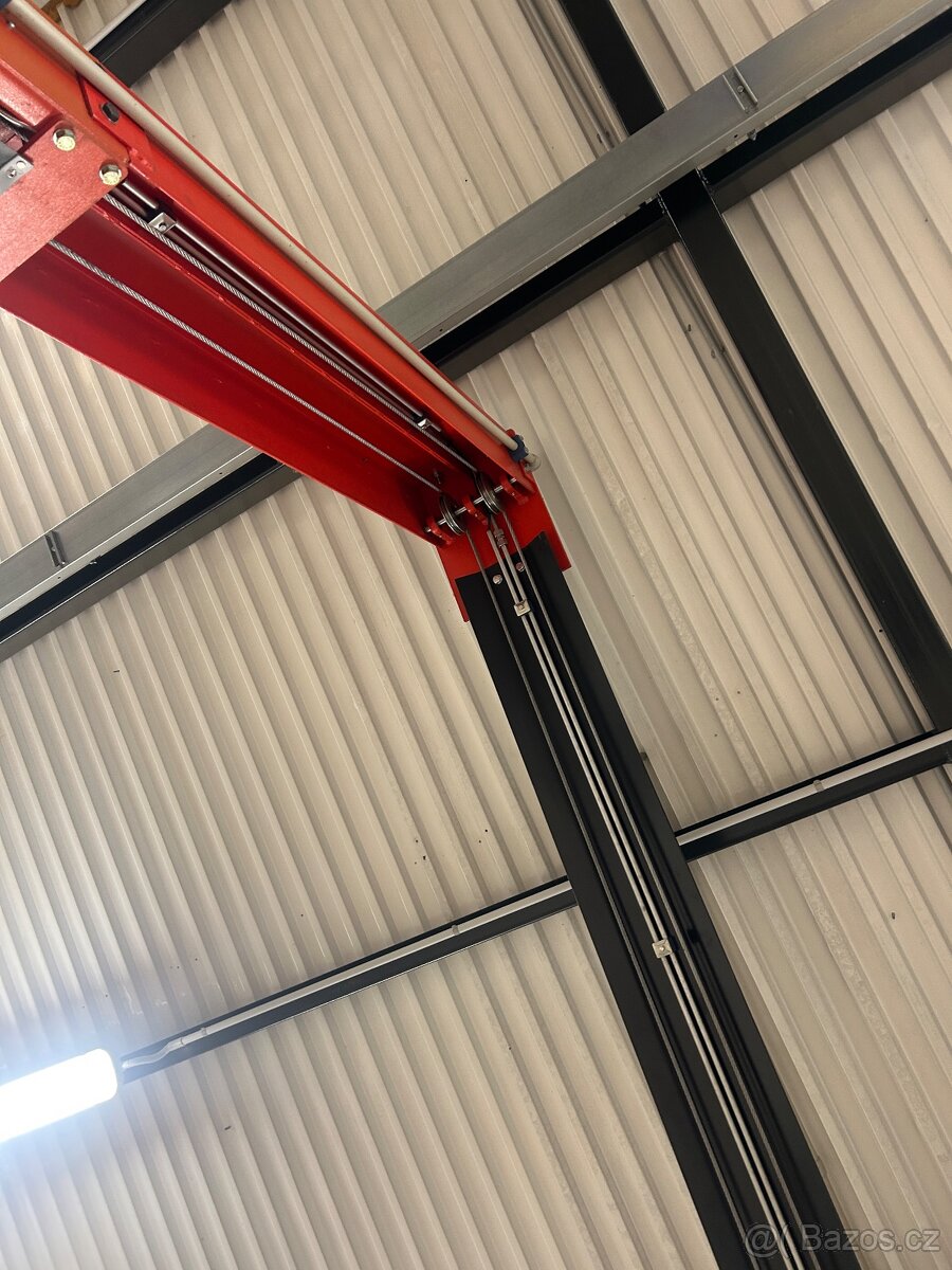 Sloupový zvedák 4200kg - 8