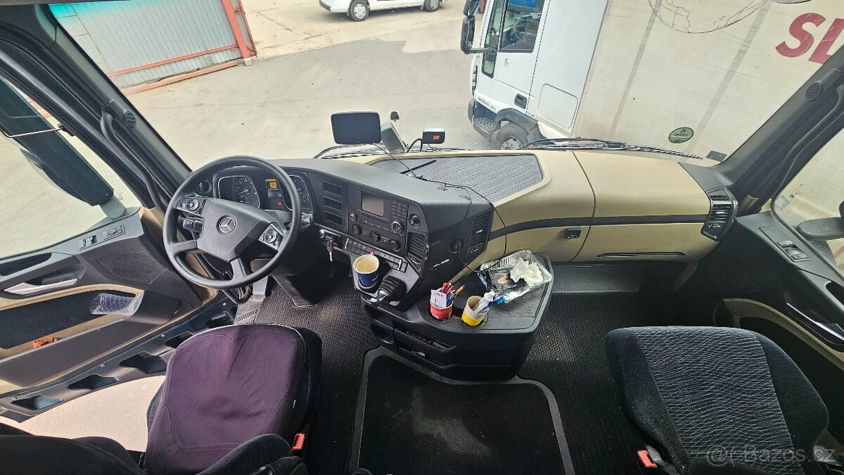 Predám Mercedes Actros + príves - 8