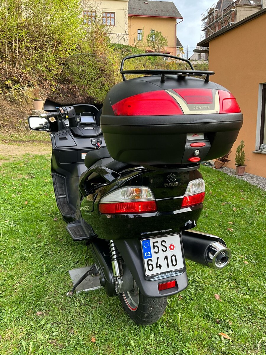 SUZUKI BURGMAN 650 Executive ABS - perfektní stav. - 8