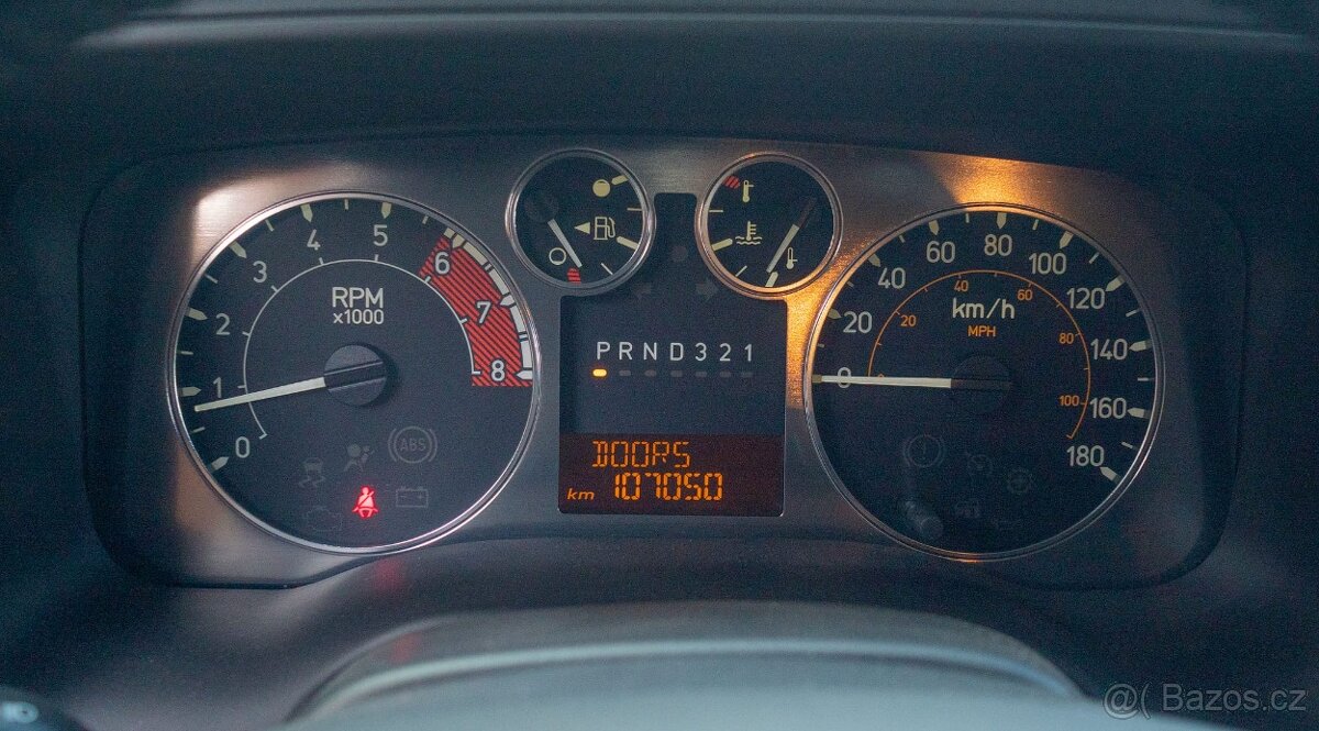 Hummer H3 V8 5,3i - 8