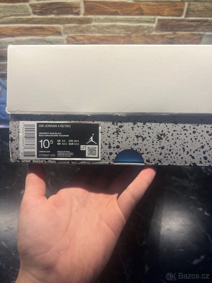 Jordan 4 UNC 44,5 - 8