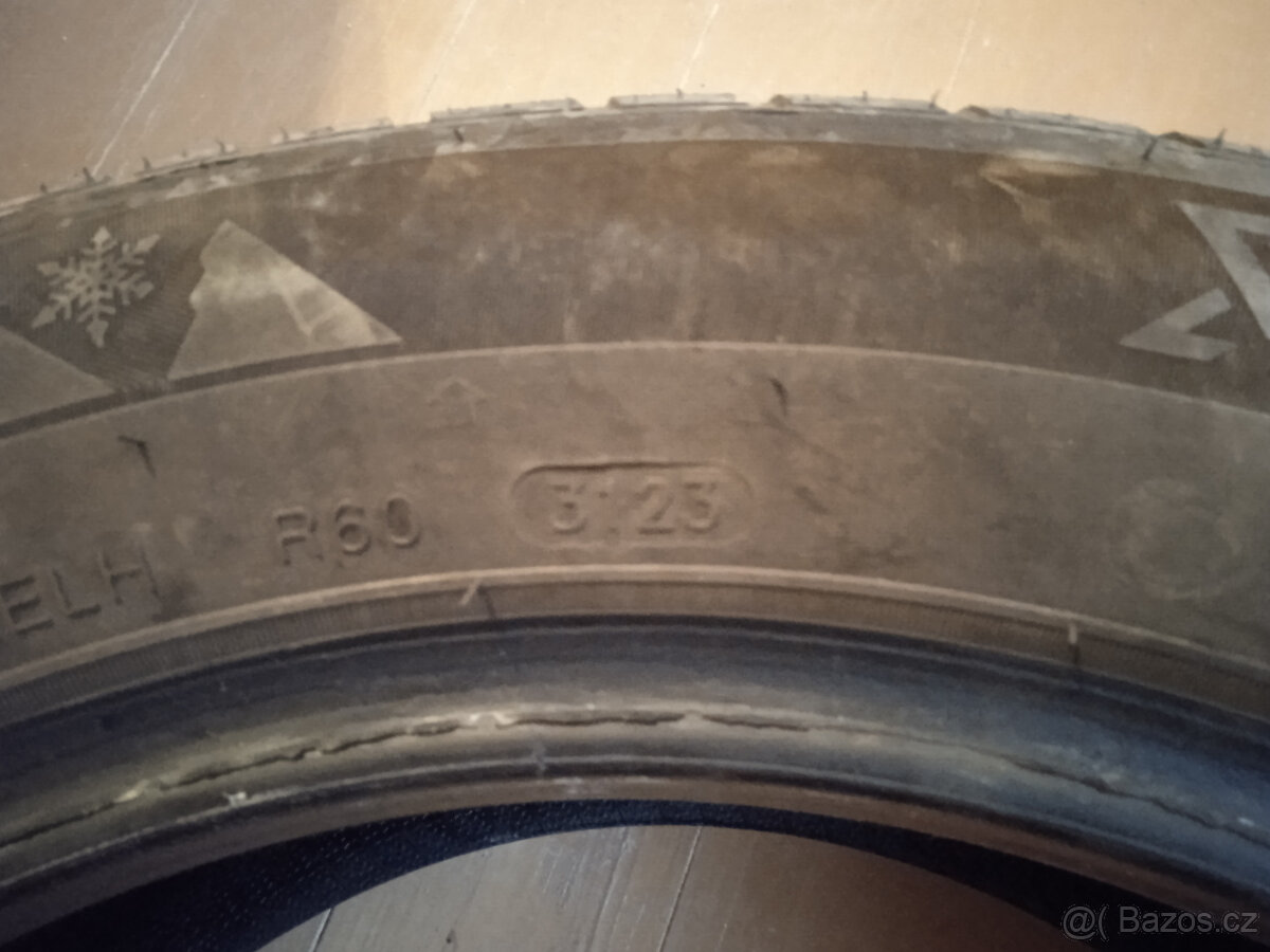 Zimní pneu 205/55 R16 - 8