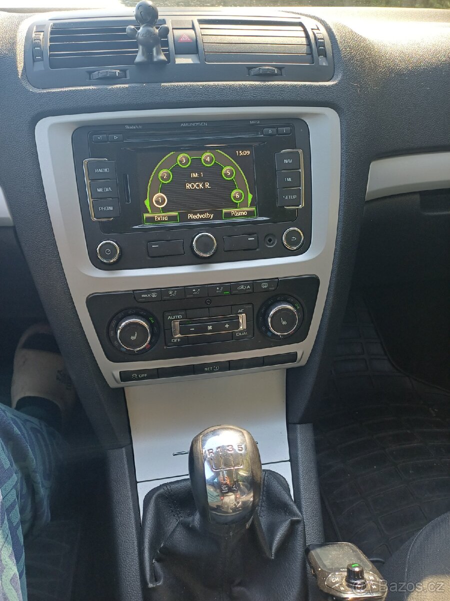 Škoda octavia Greenline - 8