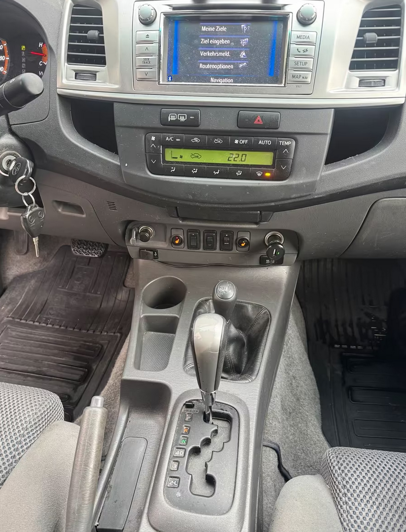 Toyota Hilux 3,0D4D Hardtop s LED 129kw - 8