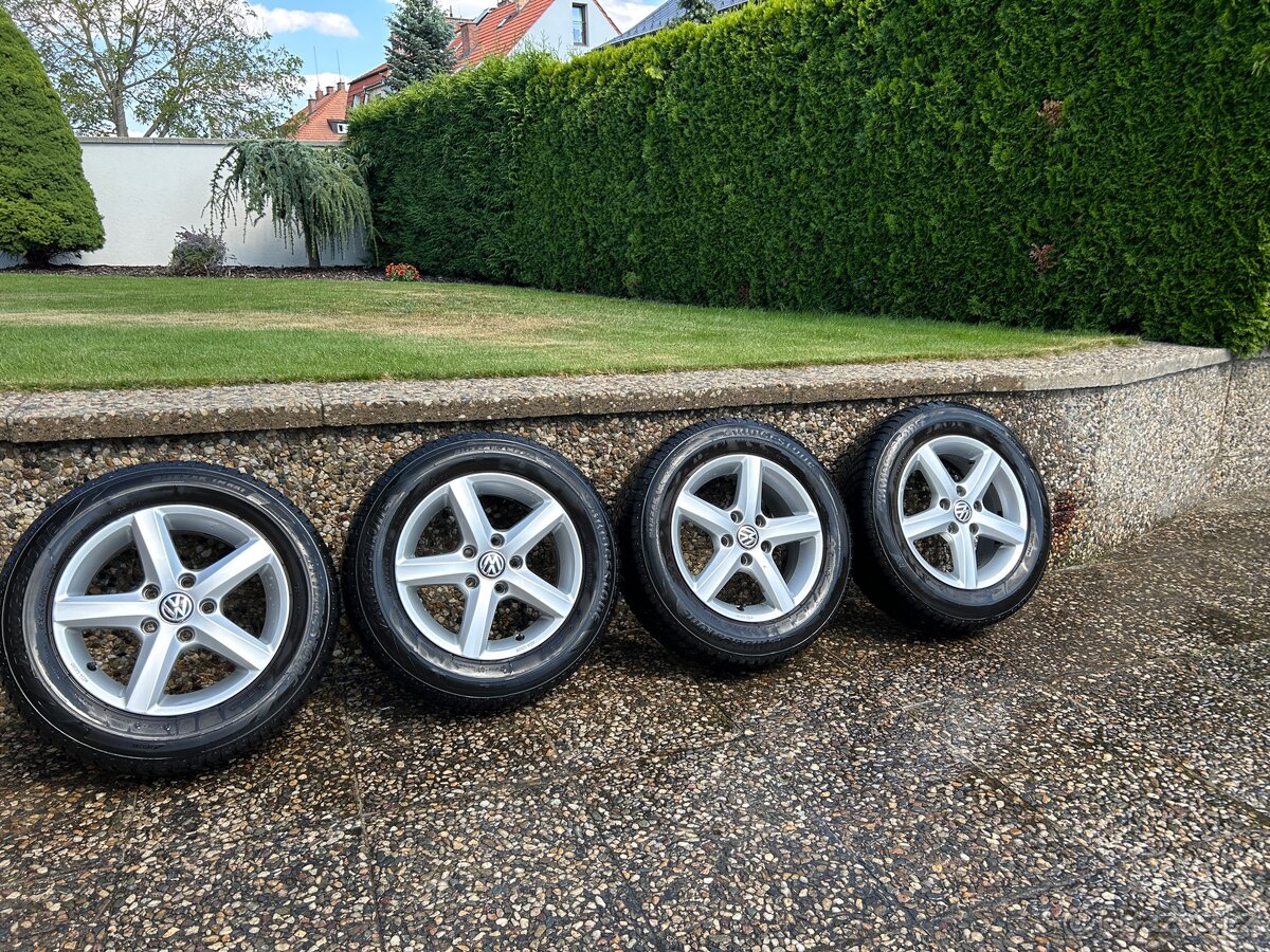 ORIGINAL VW ALU DISKY/KOLA R15 - 8