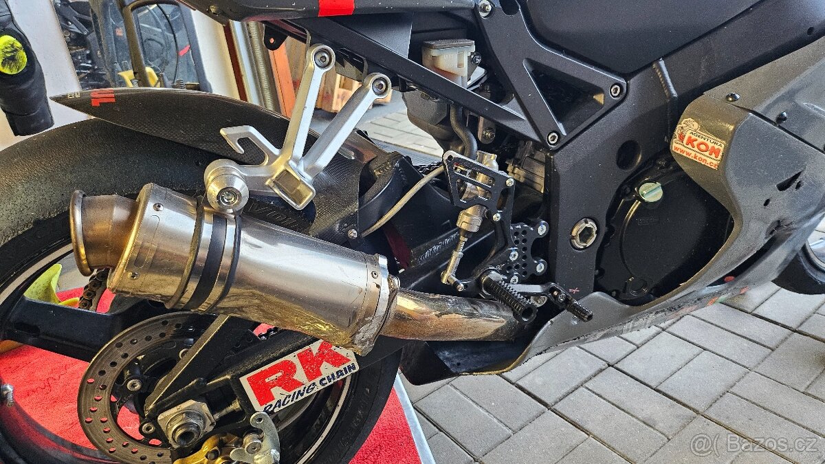 Okruhovka Suzuki GSX-R 750 - 8