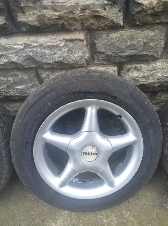 Prodám sadu Alu kol 4x disků Centra - 8