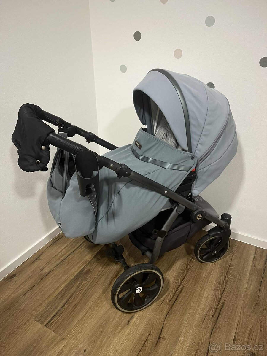 Prodám kočárek Tutis Uno s kompletním příslušenstvím - 8