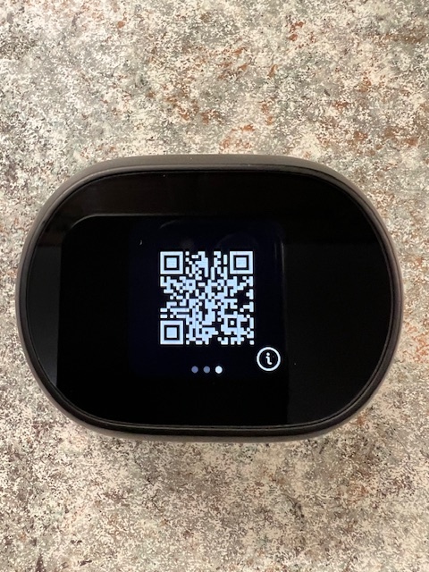 Sluchátka Poly Voyager Free 60+ UC s pouzdrem, Zánovní - 8