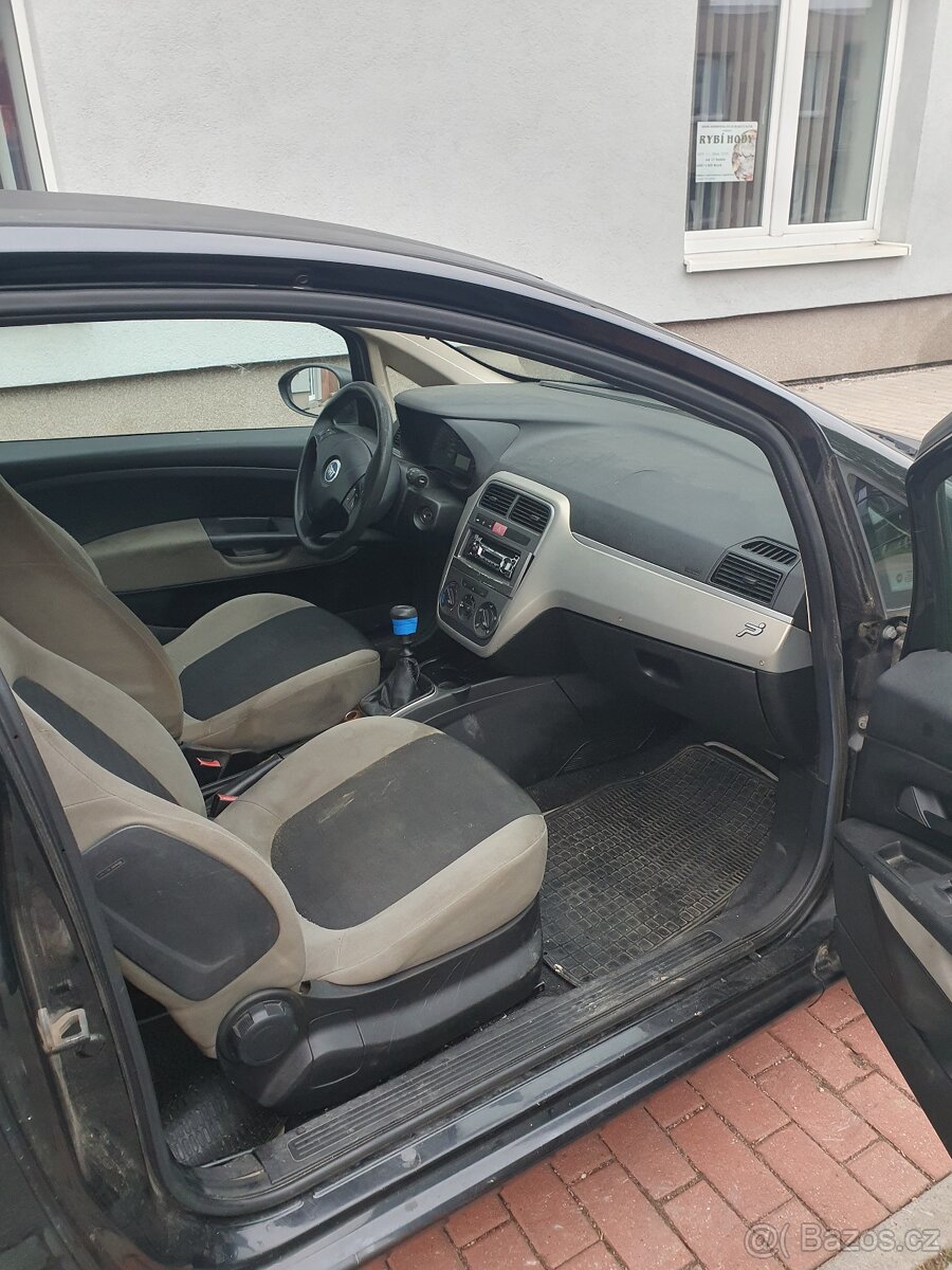 Fiat grande punto - 8