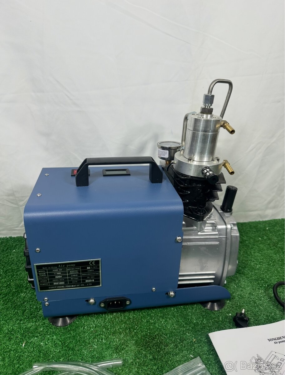 Nový vzduchový kompresor 300 bar PCP - 8