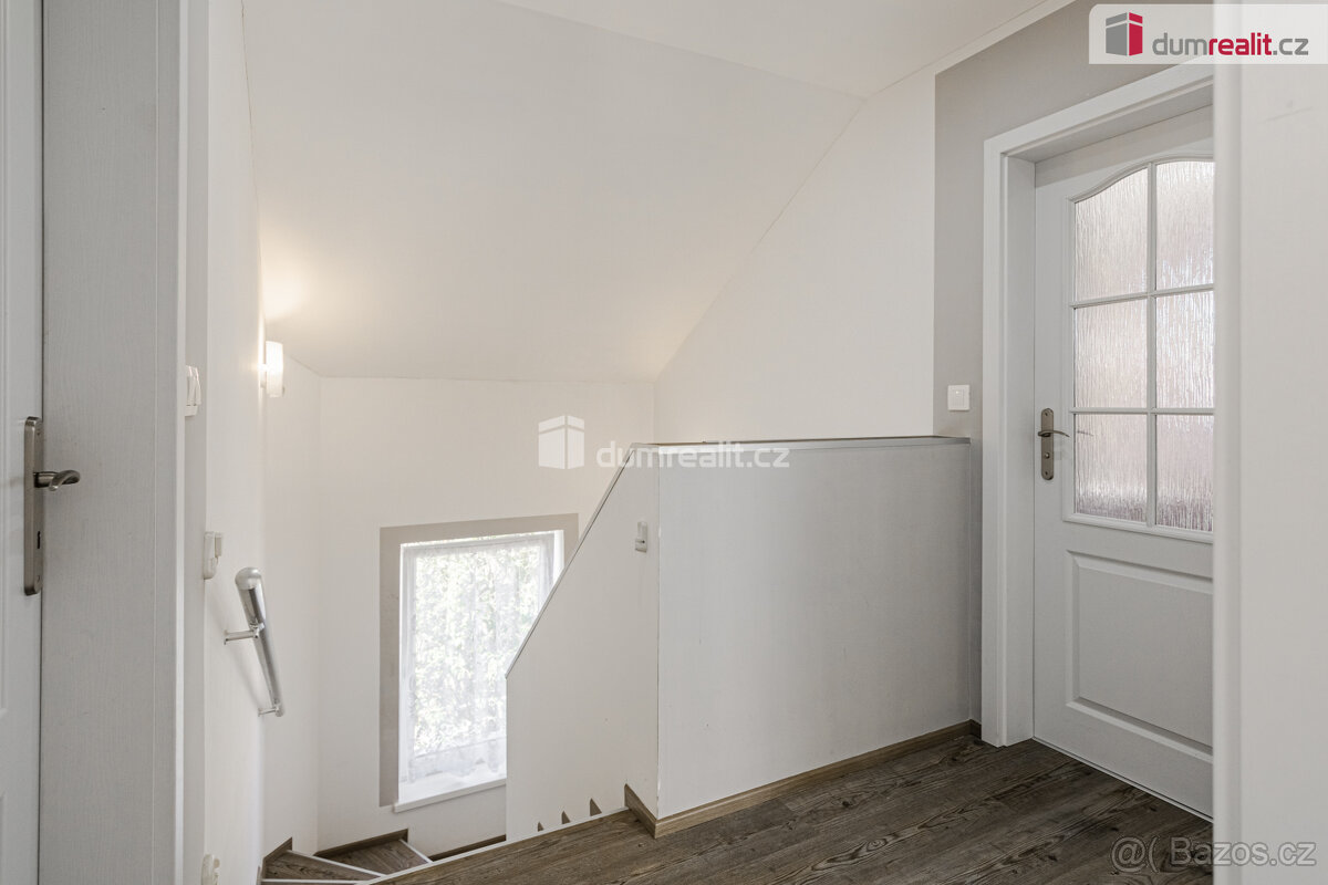 Prodej rodinného domu, Jenišov - 8