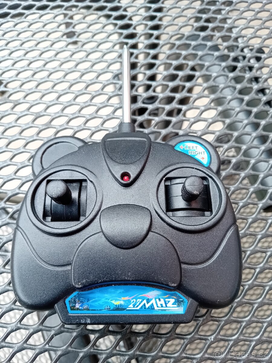 Elektrické policejní auto pro děti - 8