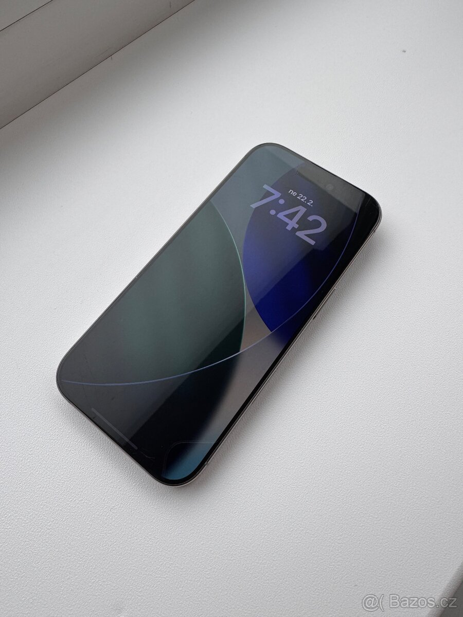 Apple iPhone 16PRO 128GB Přírodní titan - 8