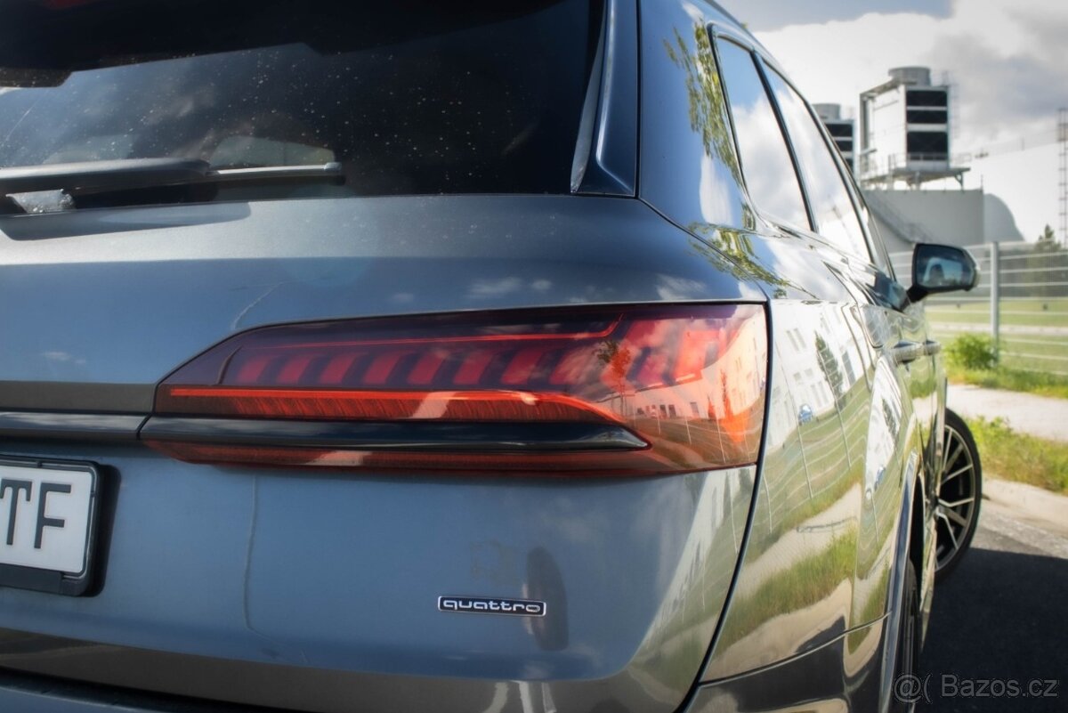 Audi Q7 3.0 TDI Sline 7 MIEST - 8