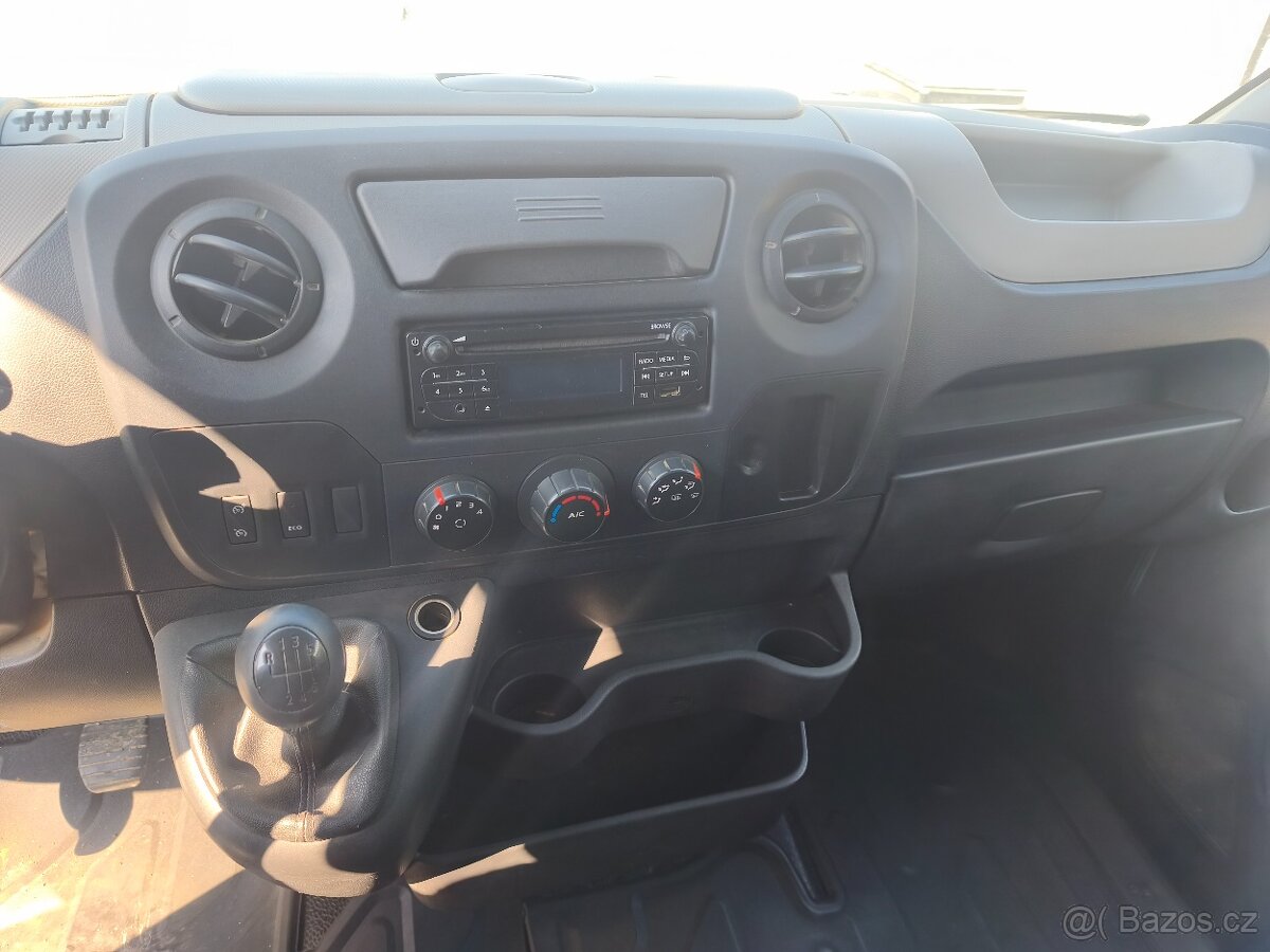 Renaultu Master 1/2017 ,7 míst, 2.3 96kw , L3 H2 - 8