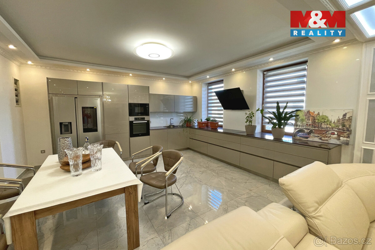 Prodej hotelu 854 m², Týn nad Vltavou, ul. Písecká - 8