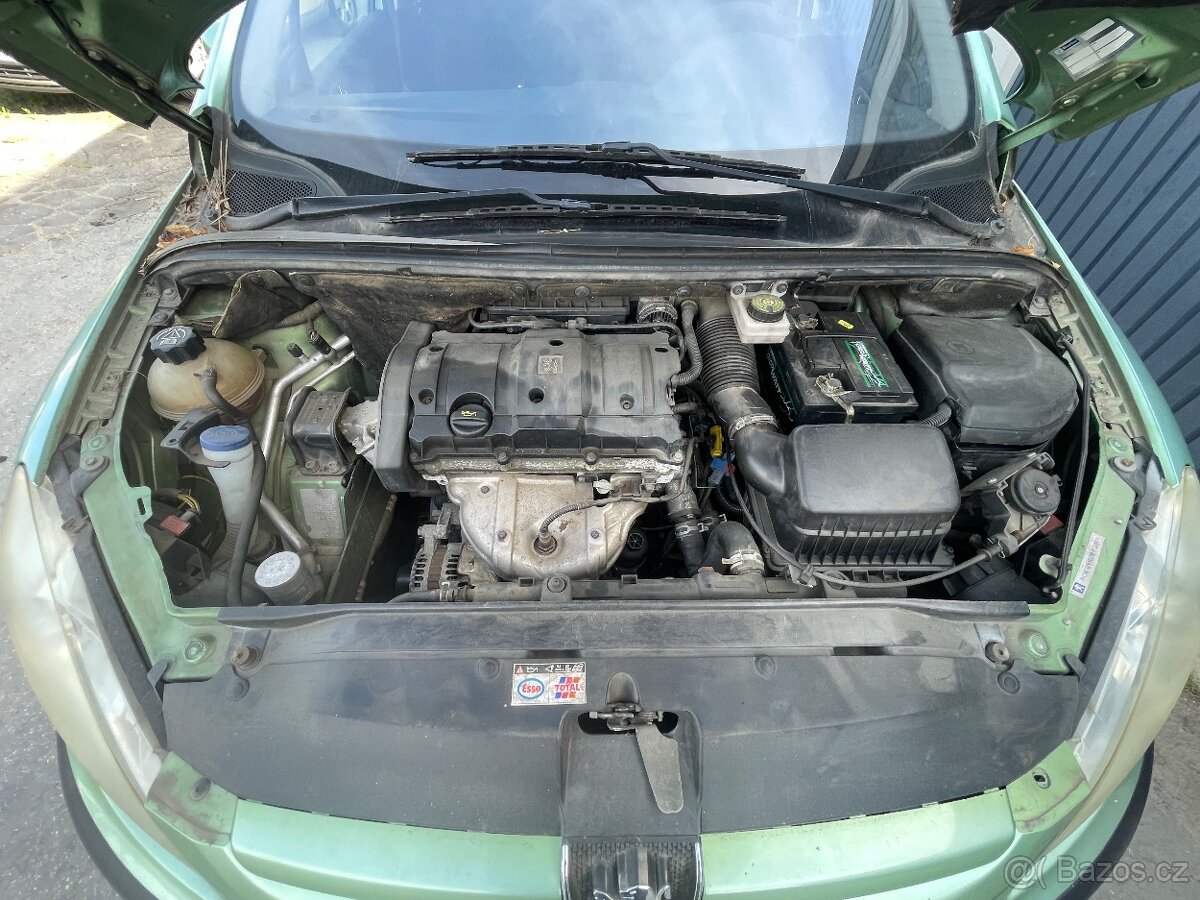 Peugeot 307 1.6 - 8