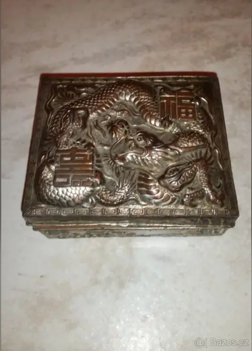 STAROŽITNOSTI Z PŮDY - 8