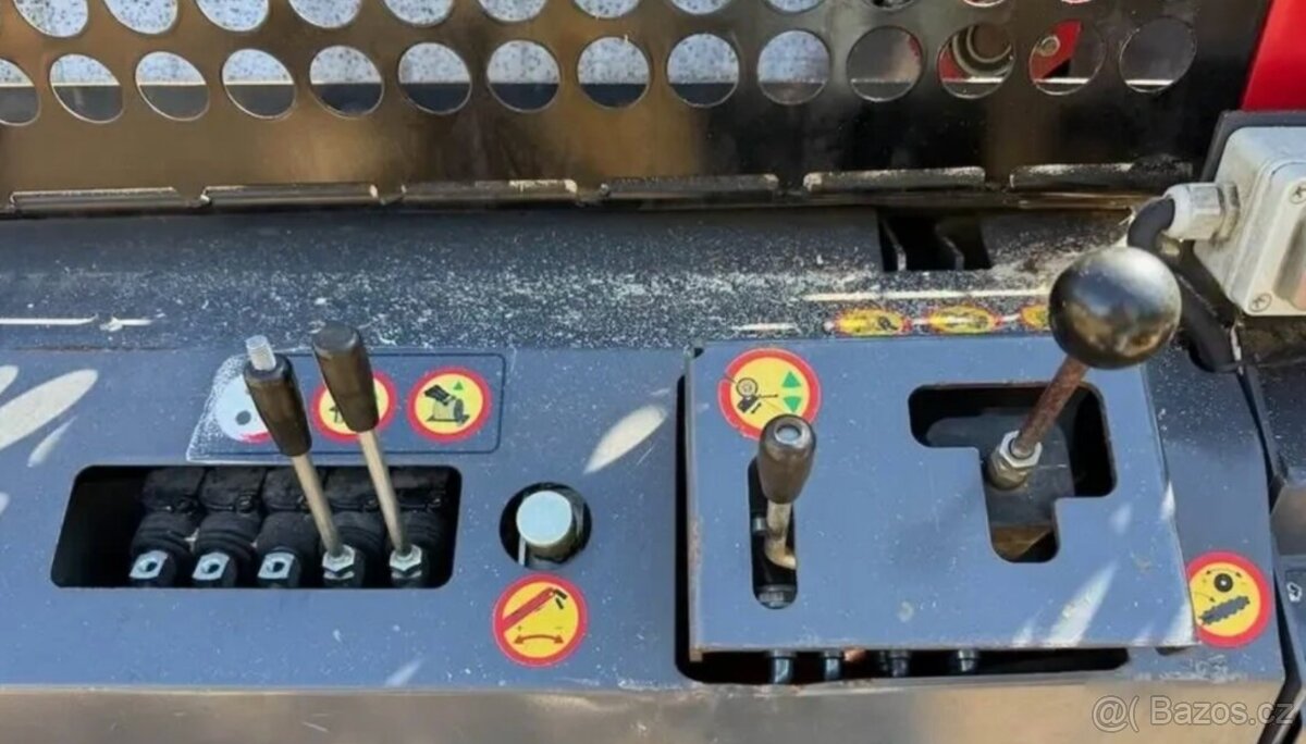 PALAX KS45S štípací automat kombinovaný pohon - 8