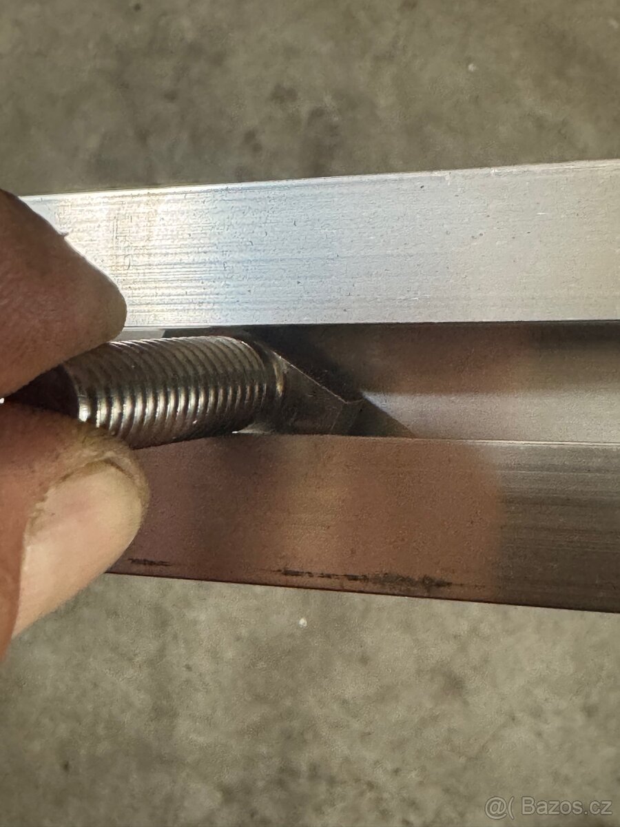 Nerez šrouby M10 x 30 kladívkový, fve, solární - 8