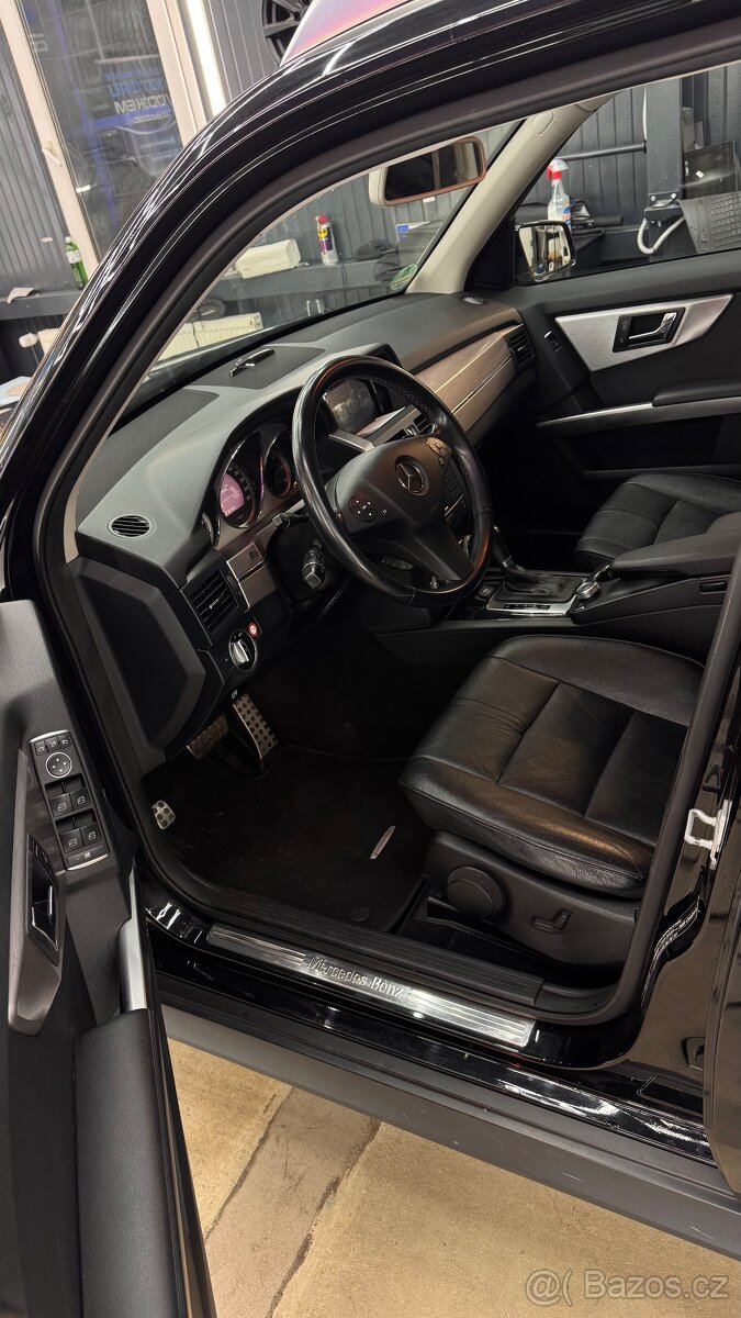 Mercedes-Benz GLK, 350CDI 170KW / TAŽNÝ / PO SERVISE - 8
