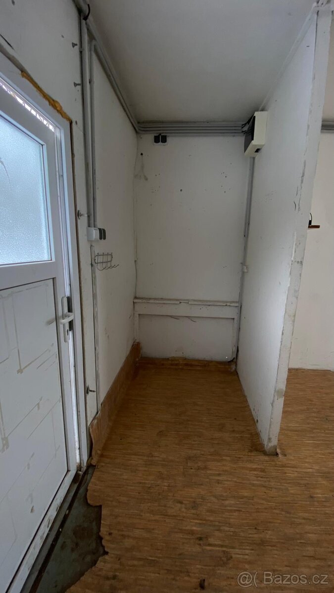 Stavební buňka 3x6m - 8