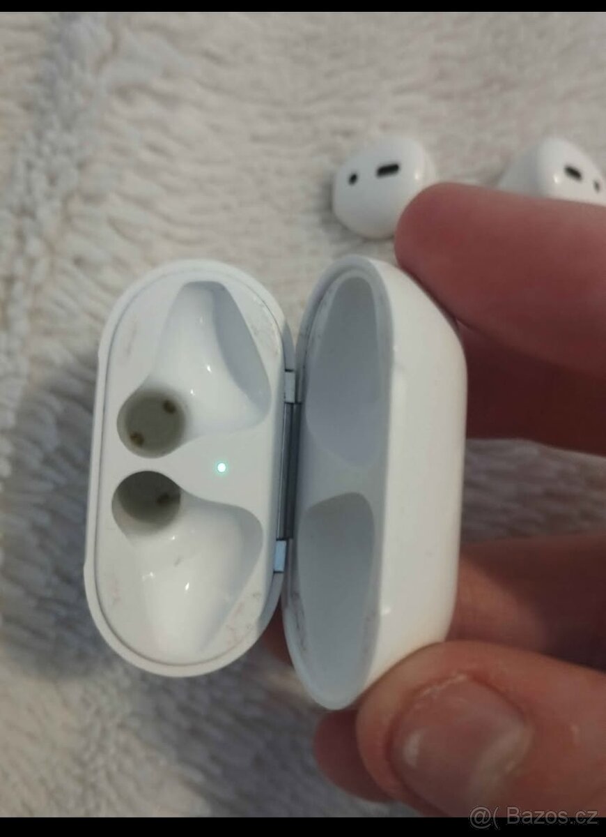 Apple AirPods 2 - 8