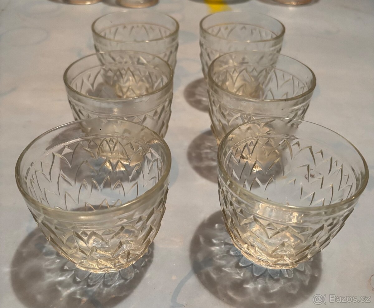 Skleničky-poháry-misky - 8