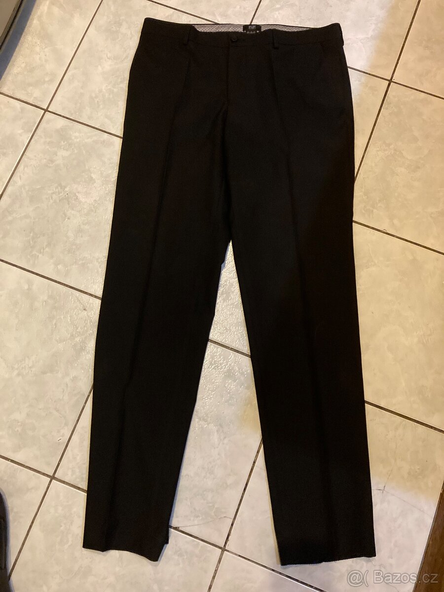 Pánský dvoudílný oblek - 8