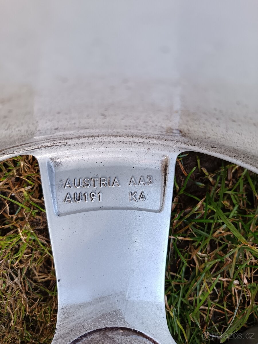 Kola Audi R18 orig - 8