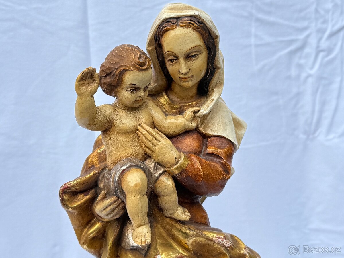 Dřevěná socha Panna Marie s Ježíškem polychromie - 8