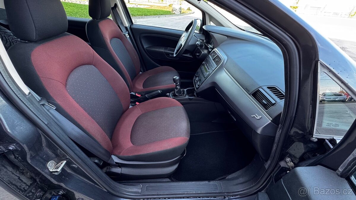 Fiat Grande Punto 1.4 57kw 2009 1 majitel - 8