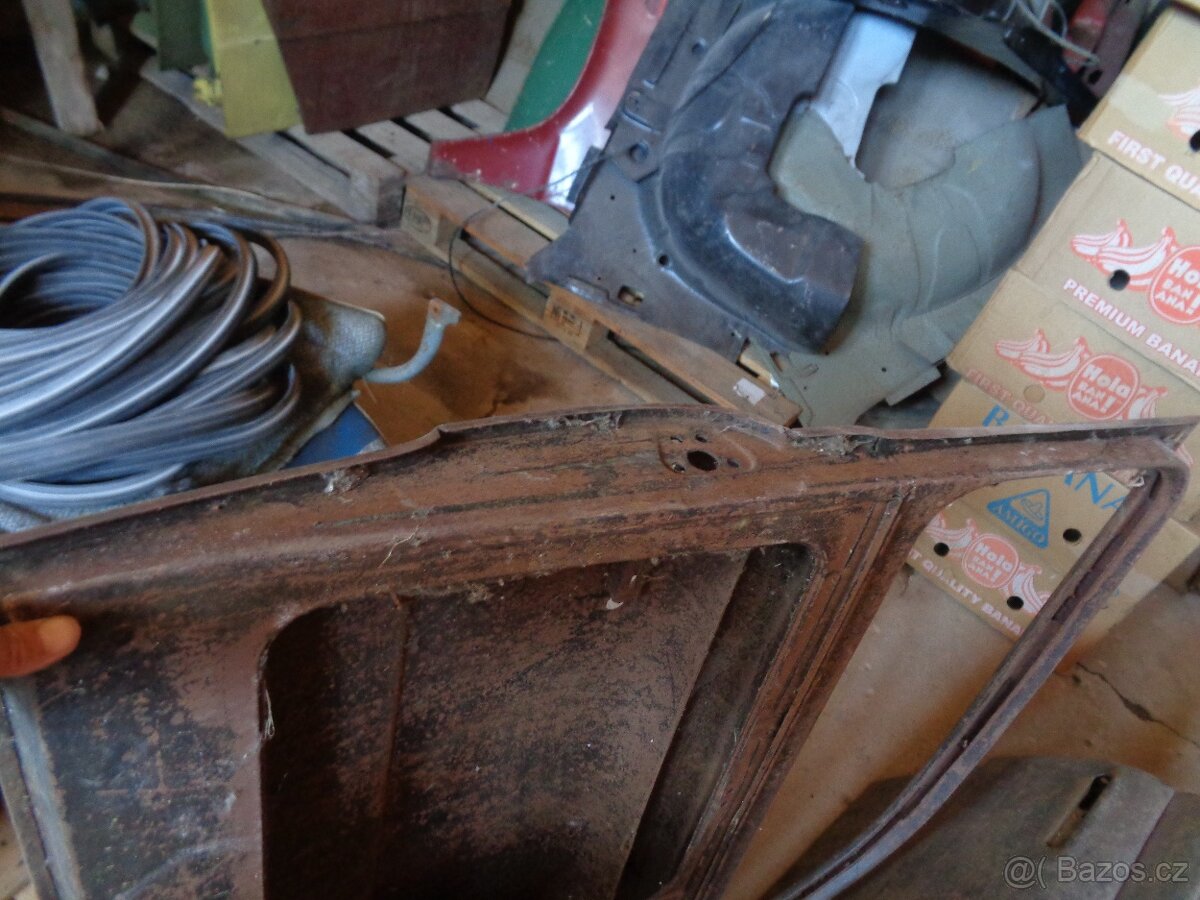 Škoda Spartak nové předni dveře original pant na čtyři šrou - 8